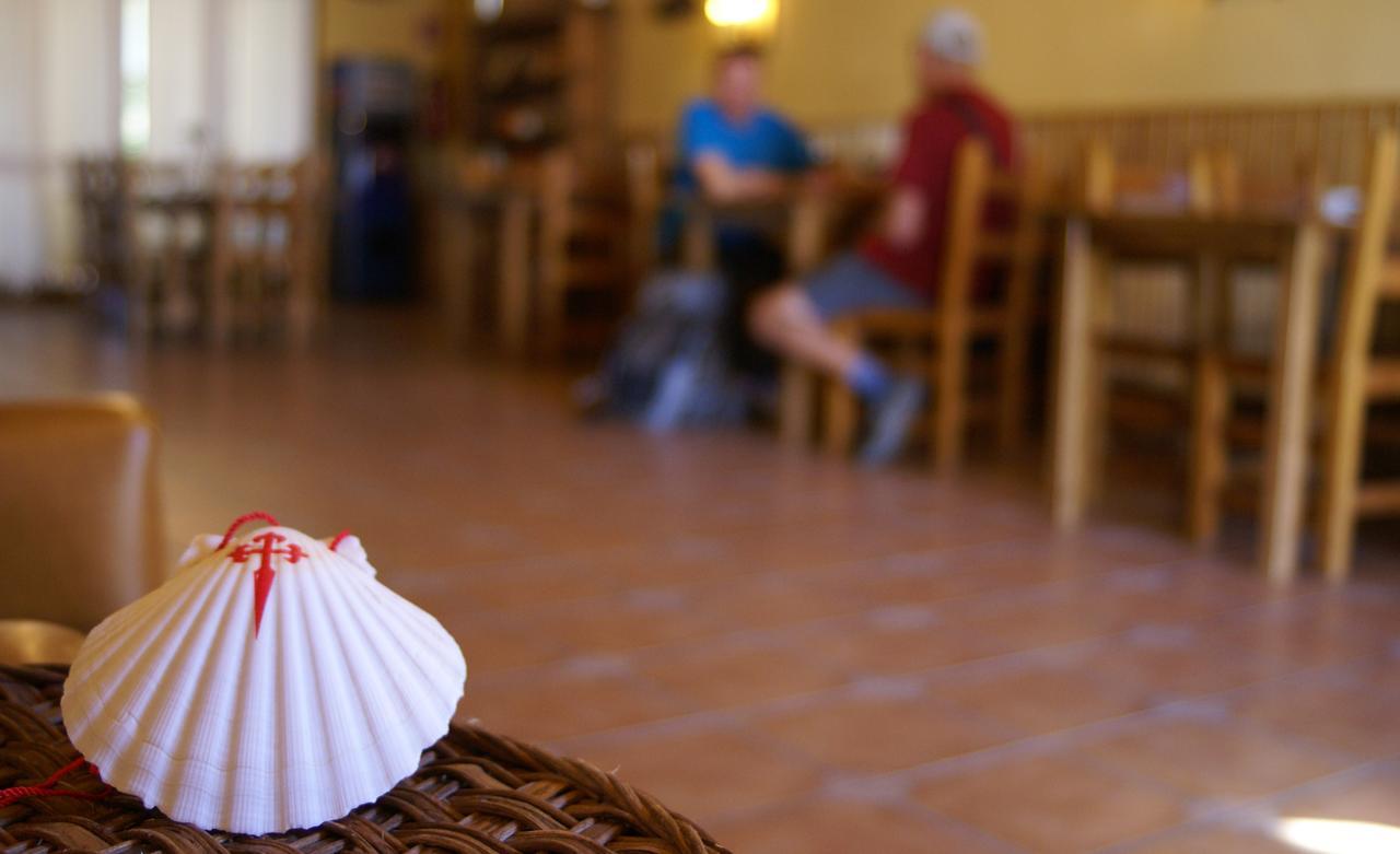 Hostal Camino Del Perdon Uterga エクステリア 写真