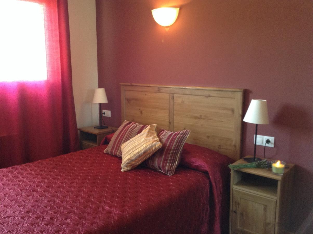 Hostal Camino Del Perdon Uterga エクステリア 写真