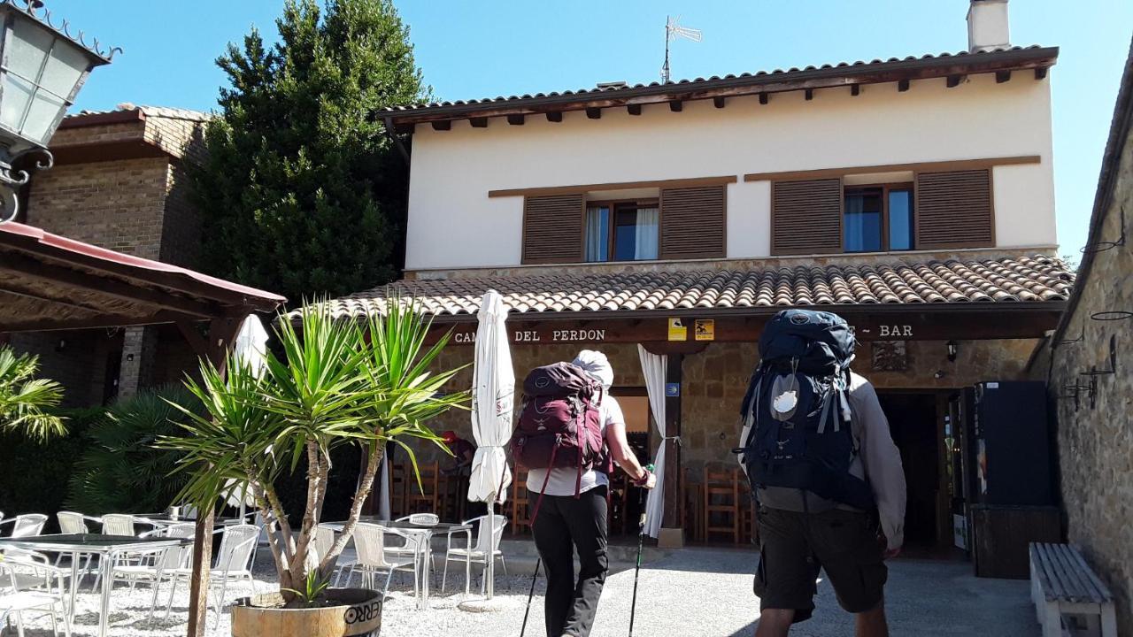 Hostal Camino Del Perdon Uterga エクステリア 写真